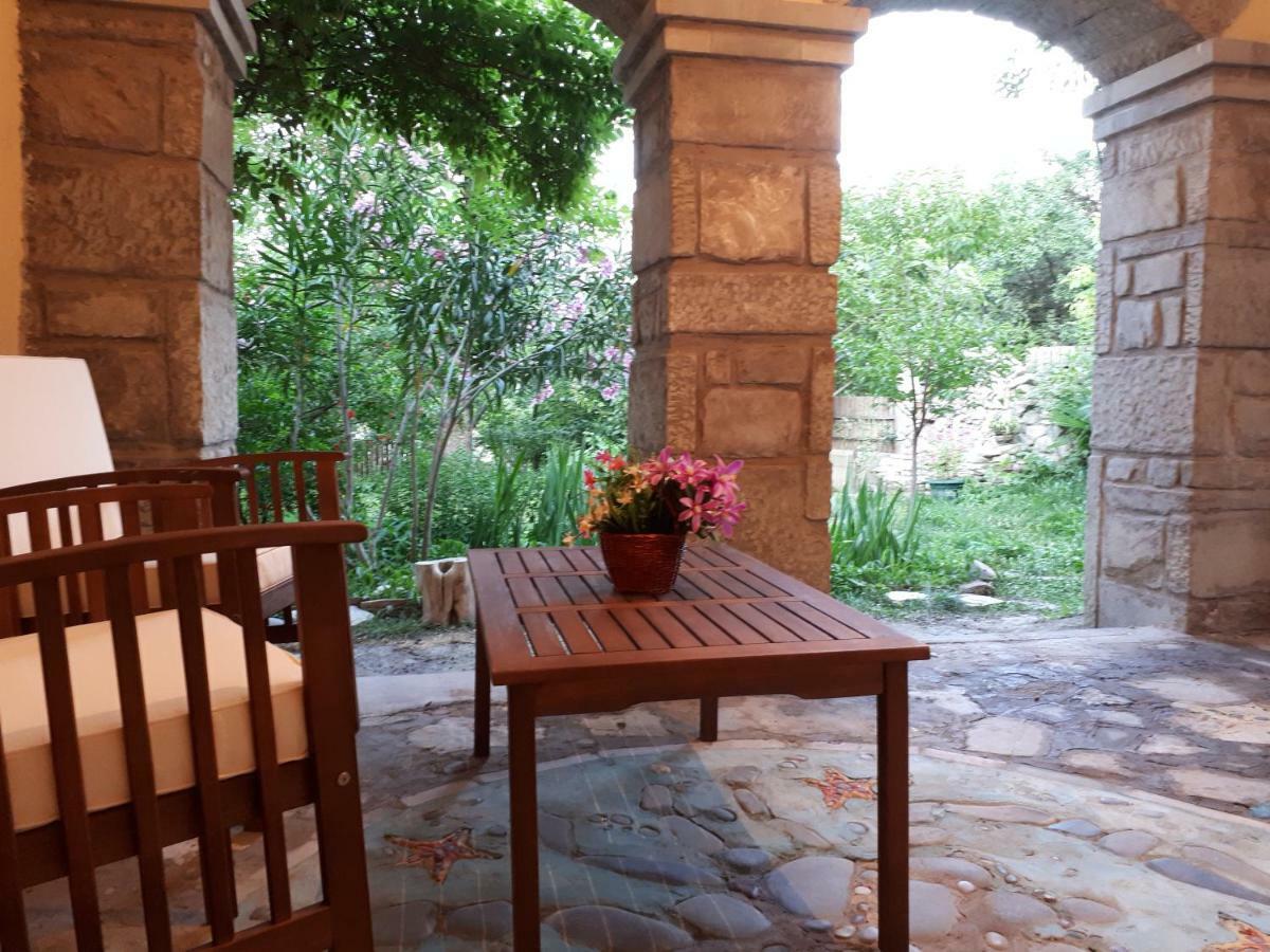Old House Apartment With Garden Area Mtsʼkhetʼa Esterno foto
